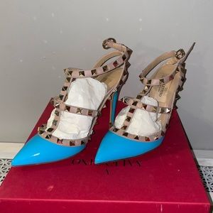 Valentino Patent RockStud Pump